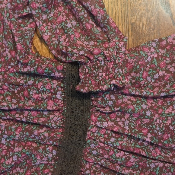 In Bloom Pink floral sheer  Bishop Sleeve Ruffled Tiered Prairie Midi Dress Sz M - Picture 6 of 11